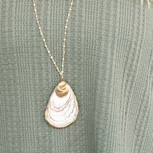 Grit and Grace Boutique Golden Tides Gilded Oyster Necklace | 21"